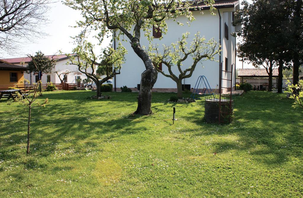 Oasi Di Francesca B&B Pontinia Екстериор снимка